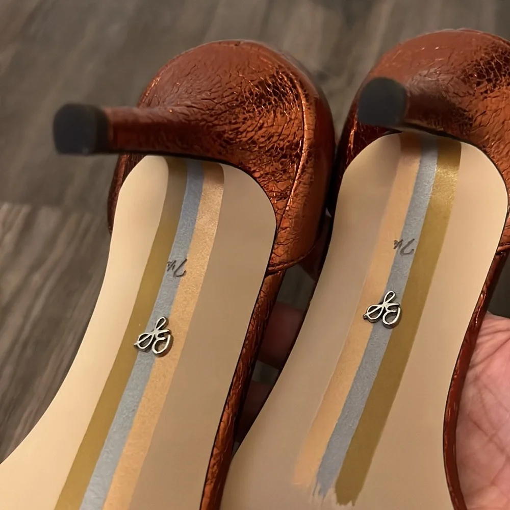 HP 🥳 Sam Edelman “Patti” Auburn Crinkle Leather Sandals 7.5M - Picture 10 of 10